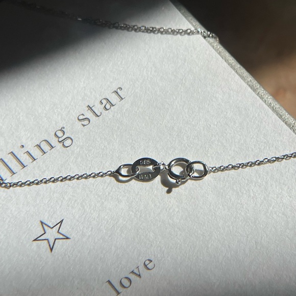 Estella Bartlett 14kt White Gold Diamond Star Pave 16in Necklace Pendant - Picture 9 of 10